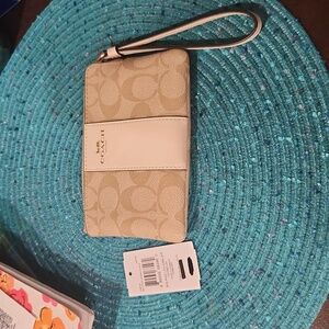 NWT Coach wristlet